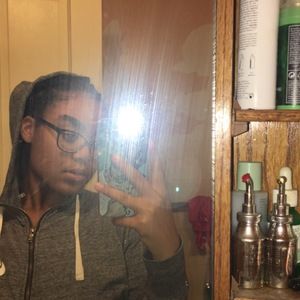 Meet your Posher, Ciara